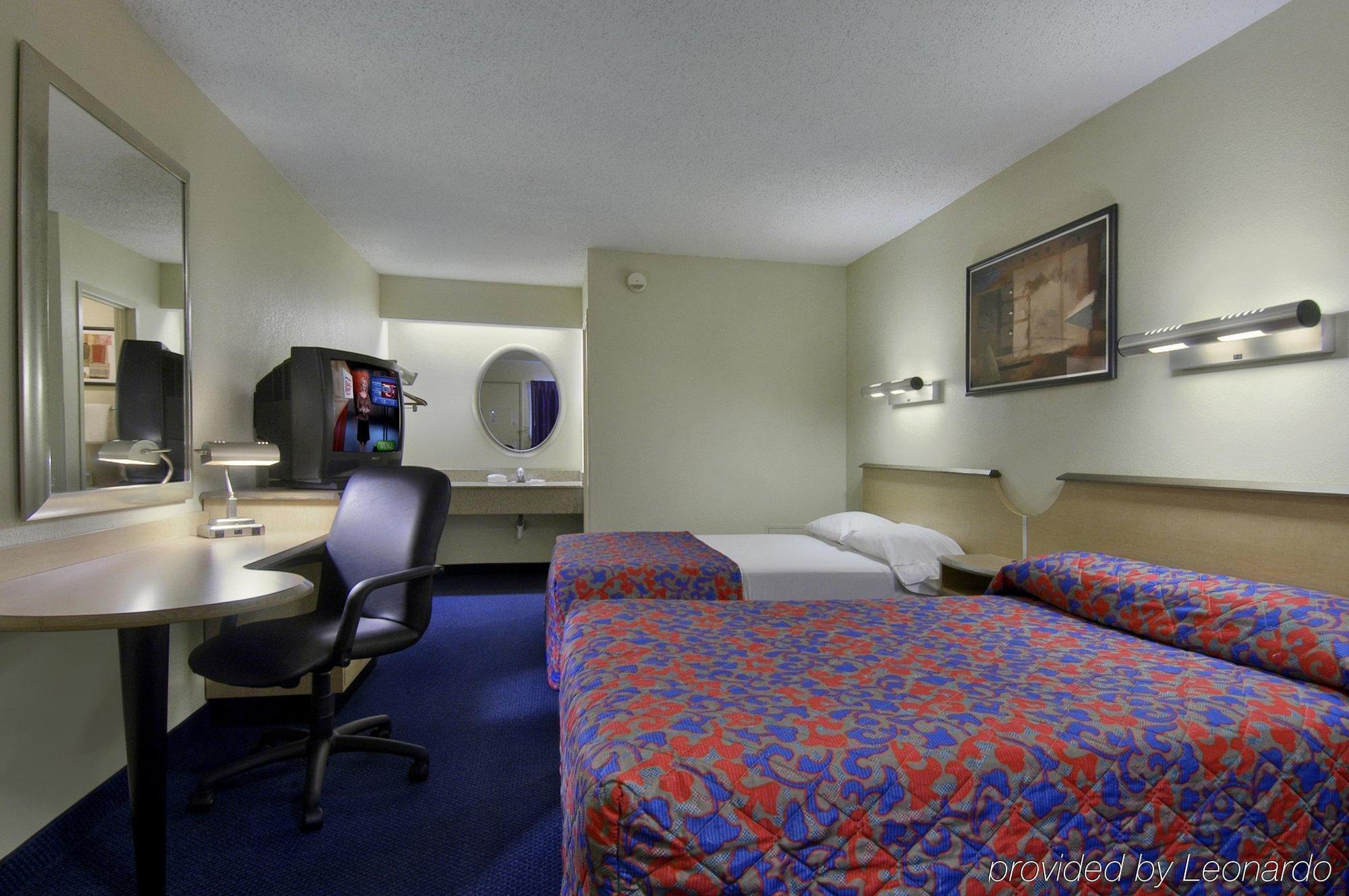 Red Roof Inn Columbus West - Hilliard New Rome Eksteriør bilde