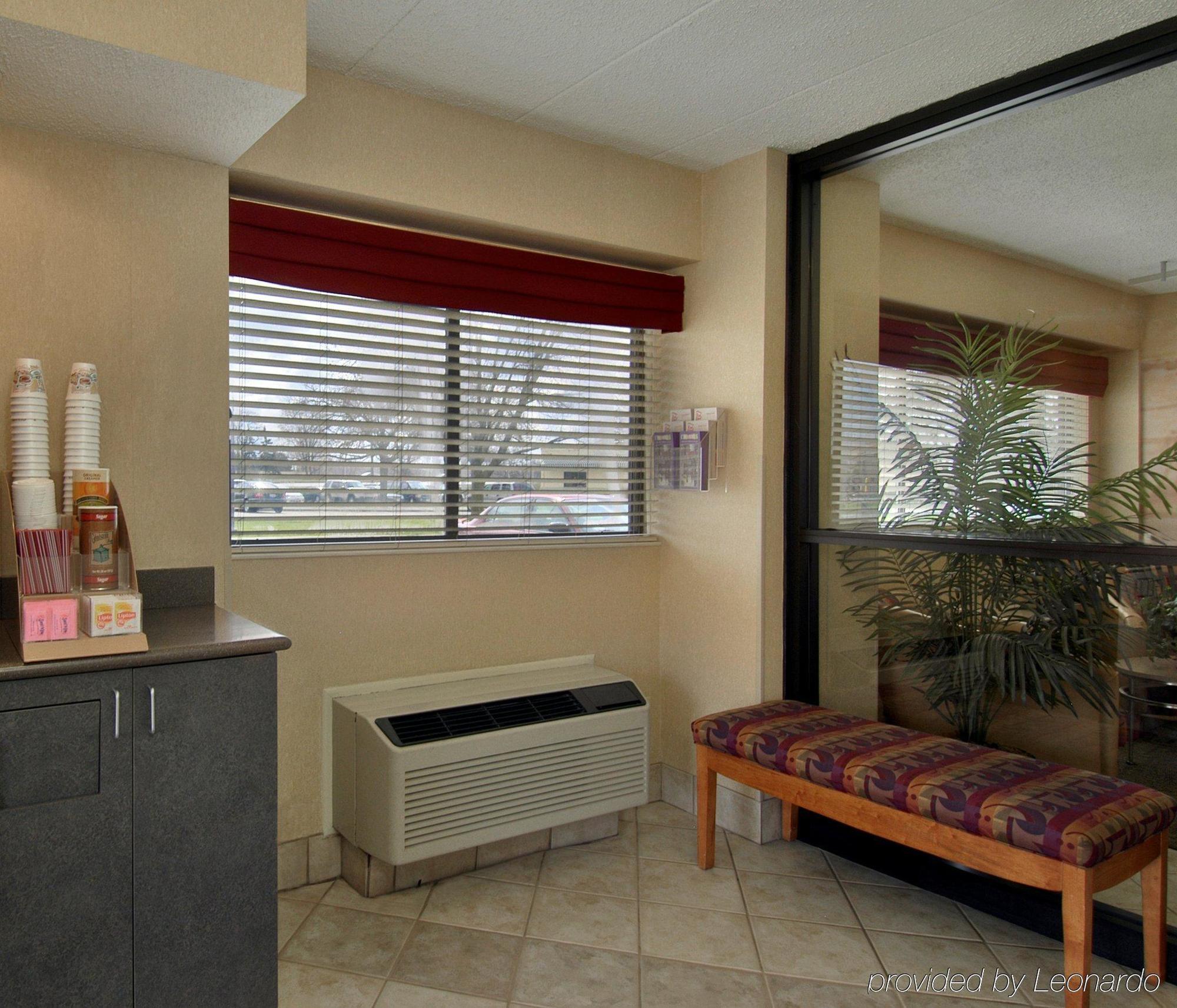 Red Roof Inn Columbus West - Hilliard New Rome Eksteriør bilde