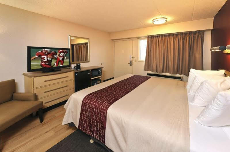 Red Roof Inn Columbus West - Hilliard New Rome Eksteriør bilde